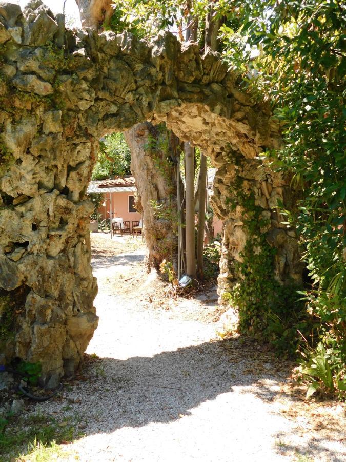 Appartamento Con Piscina Immersa Nel Verde Cascina Eksteriør billede